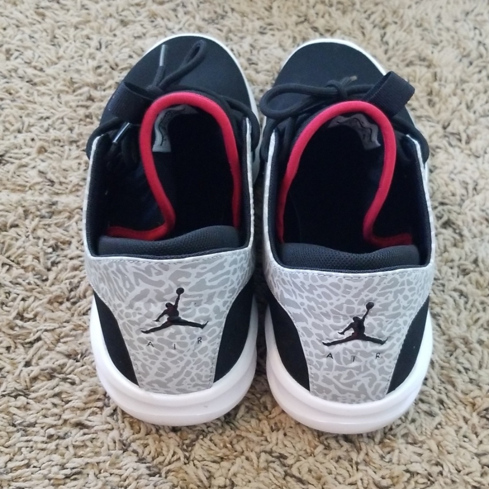 Air Jordan 1st Class 🥇 - Picture 3 of 8